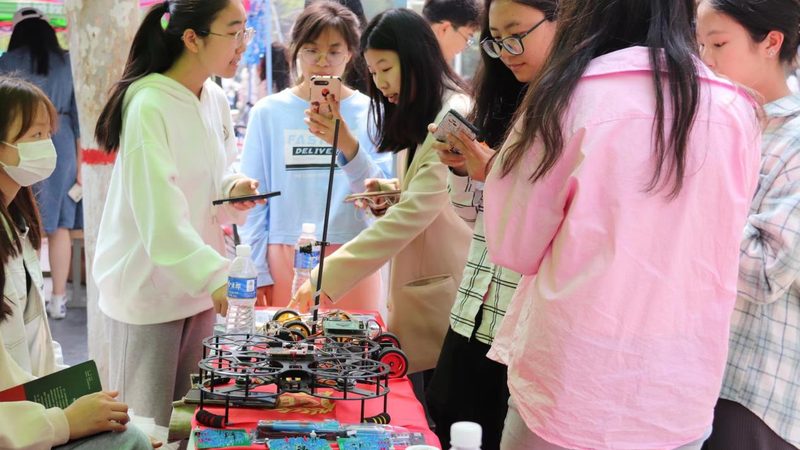 云原生电商应用：优劣势解析**